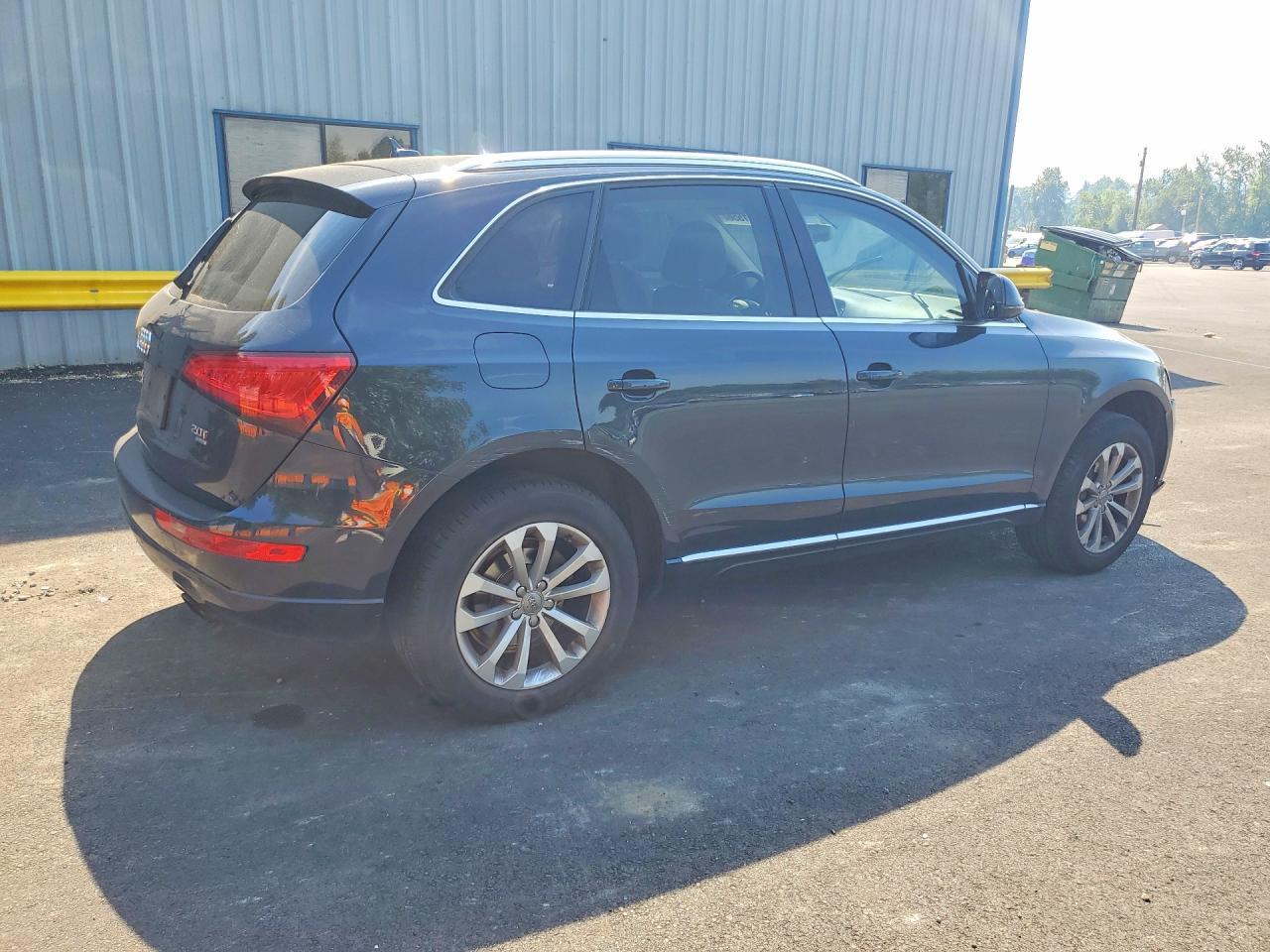 2013 Audi Q5 Premium Plus - Image 3