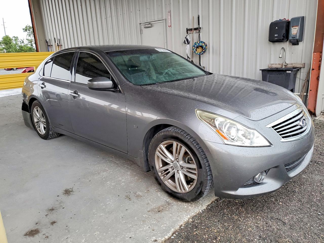 2015 Infiniti Q40 Base - Фото 4