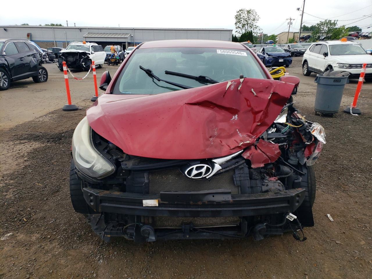 2014 Hyundai Elantra Se - Фото 5