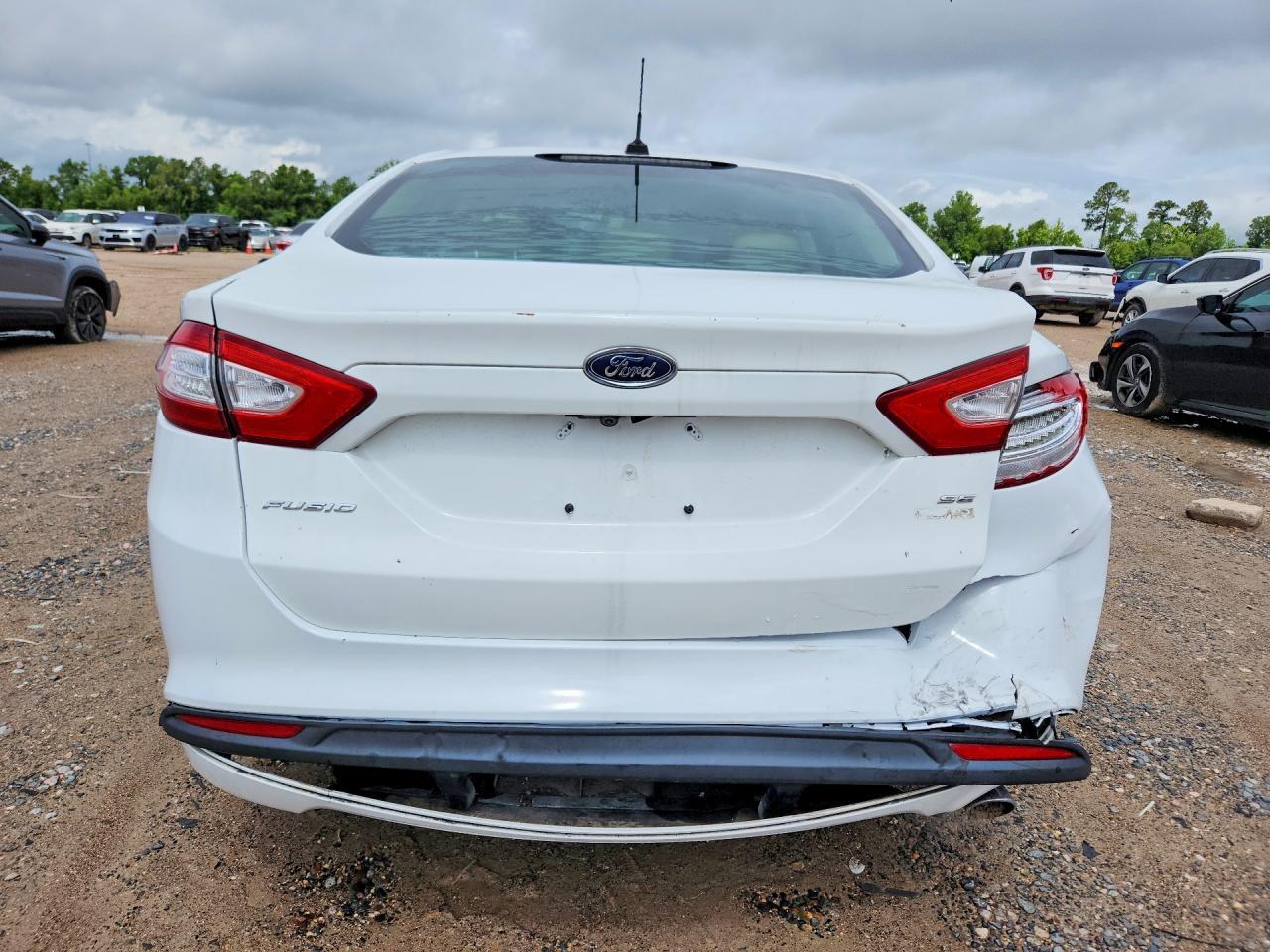 2016 Ford Fusion Se - Фото 6