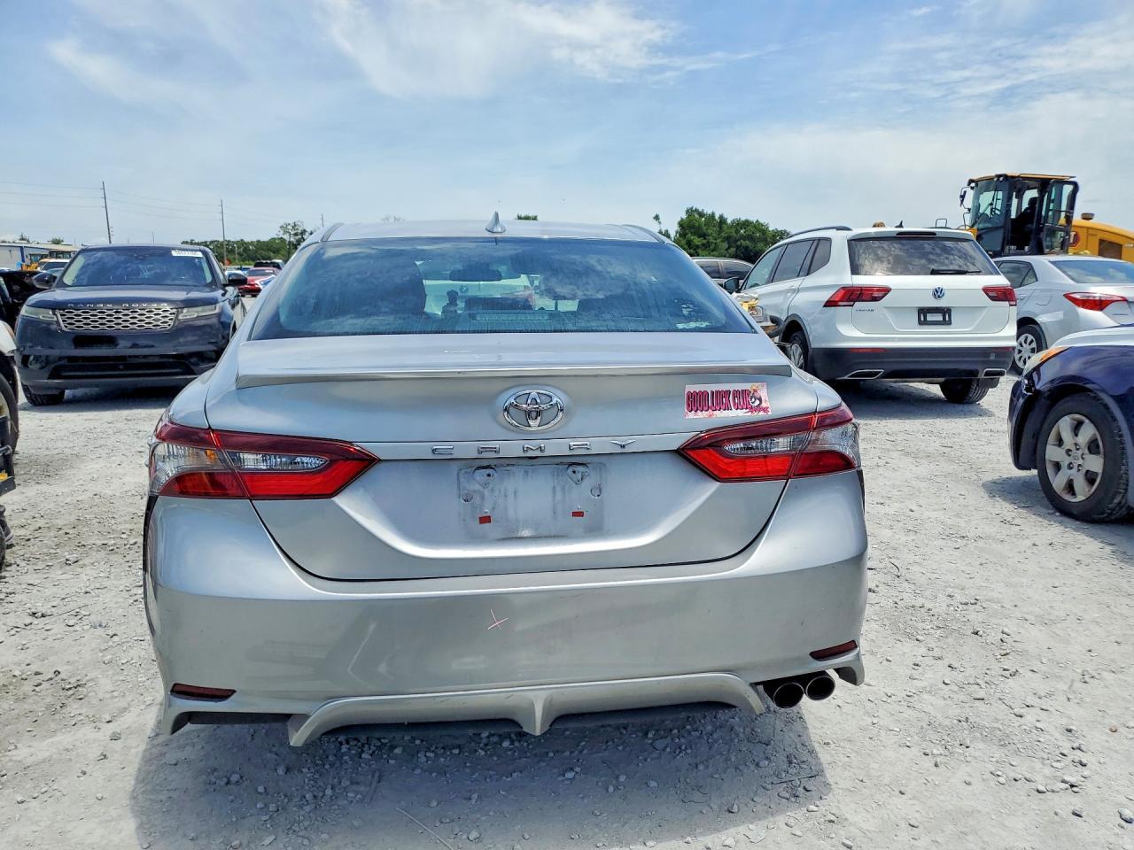2021 Toyota Camry Se - Фото 6