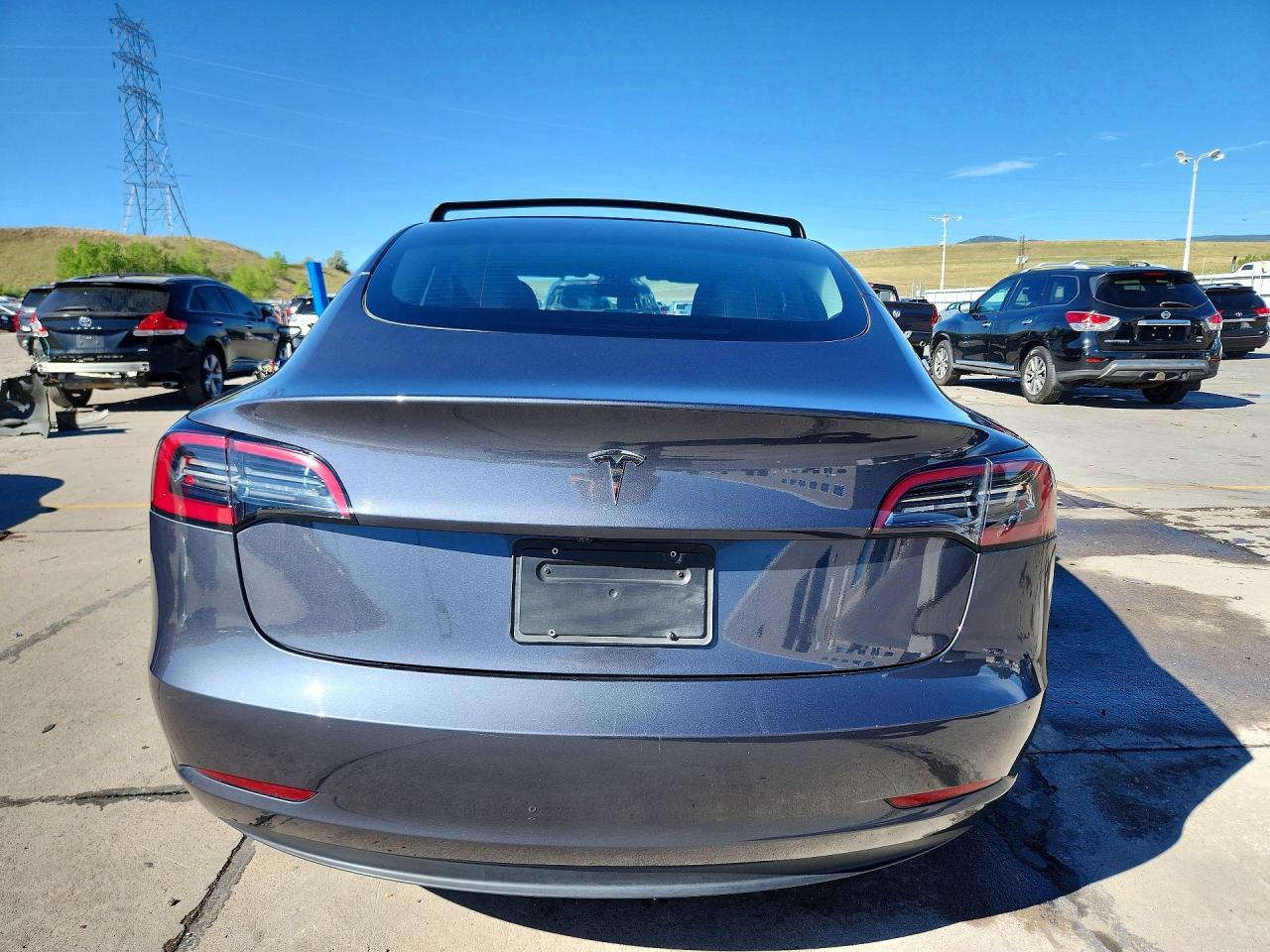 2023 Tesla Model 3 - Image 6