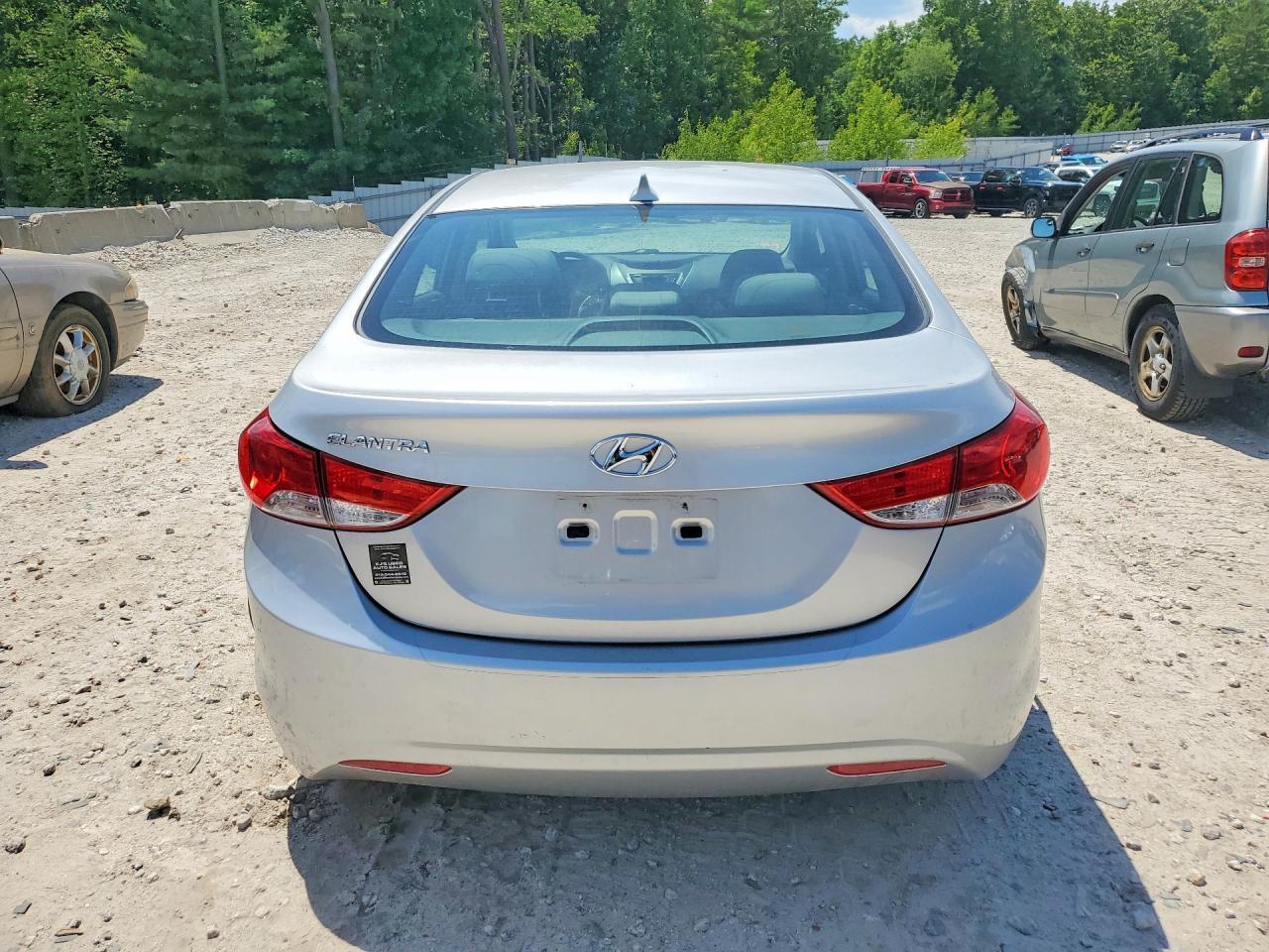 2012 Hyundai Elantra Gls - Image 6
