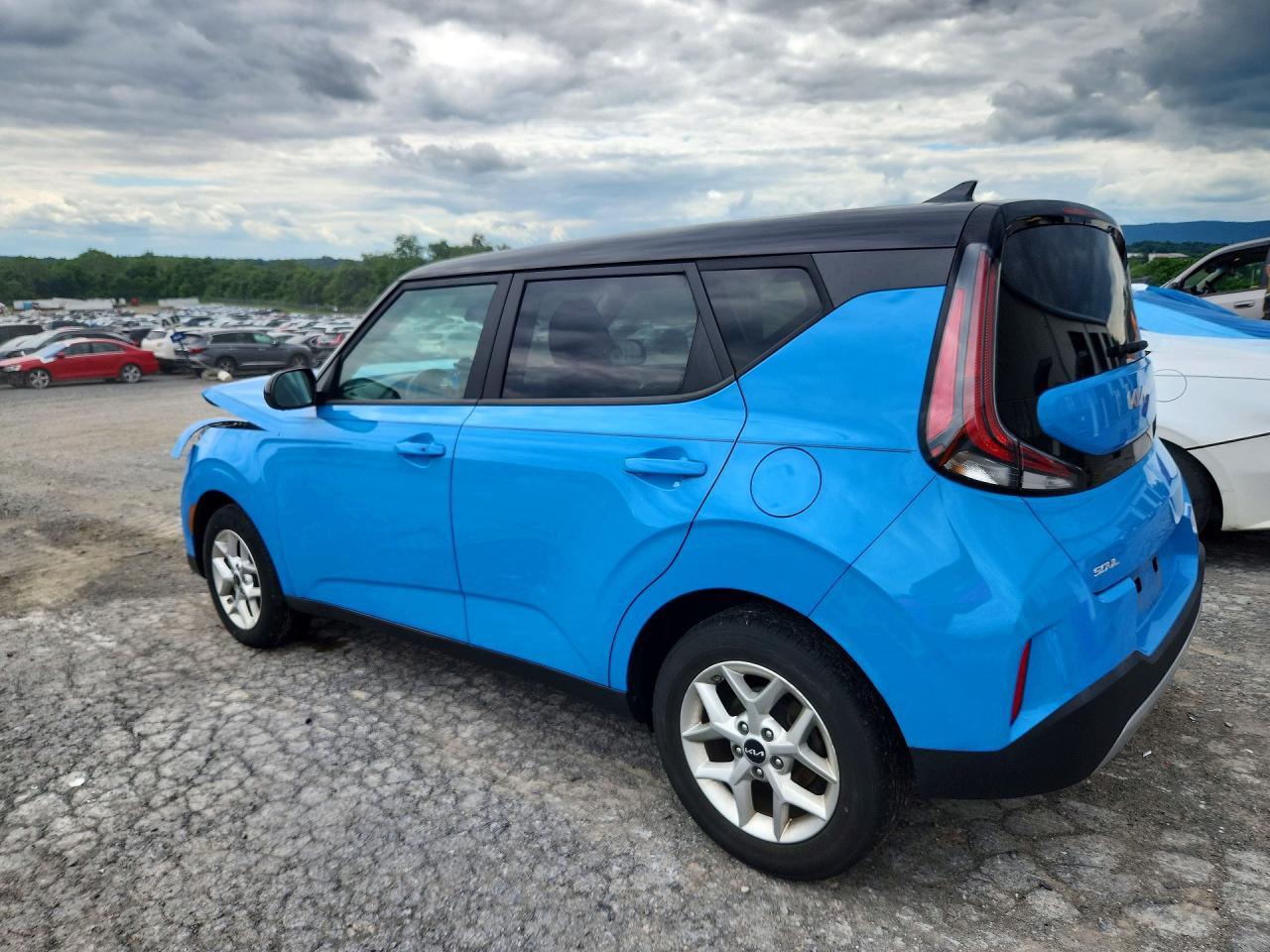 2024 Kia Soul S - Image 2