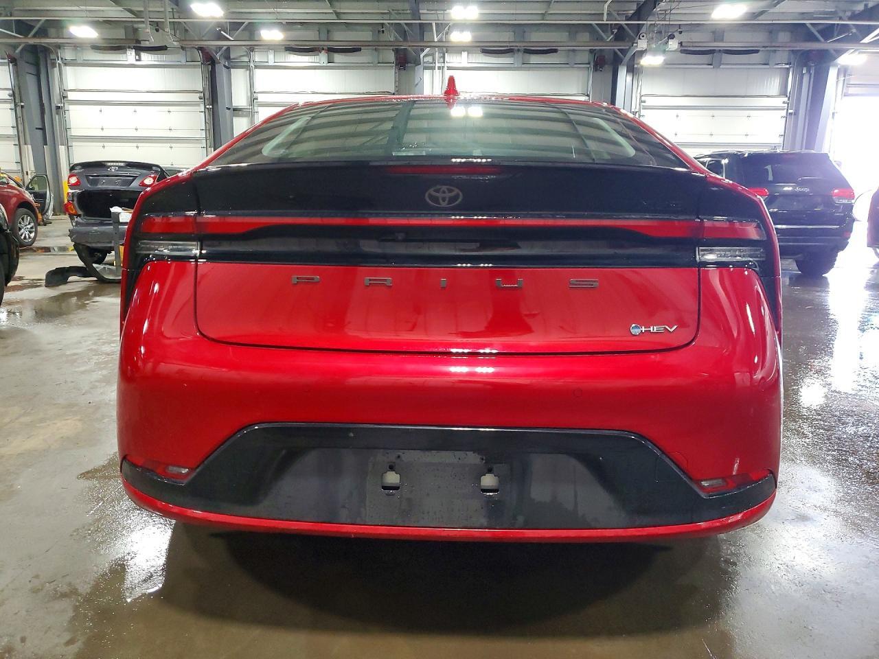 2025 Toyota Prius Xle - Image 6