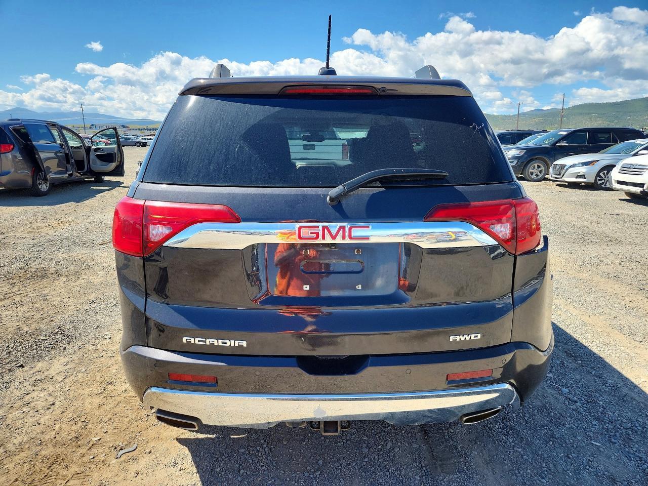 2018 GMC Acadia Denali - Фото 6