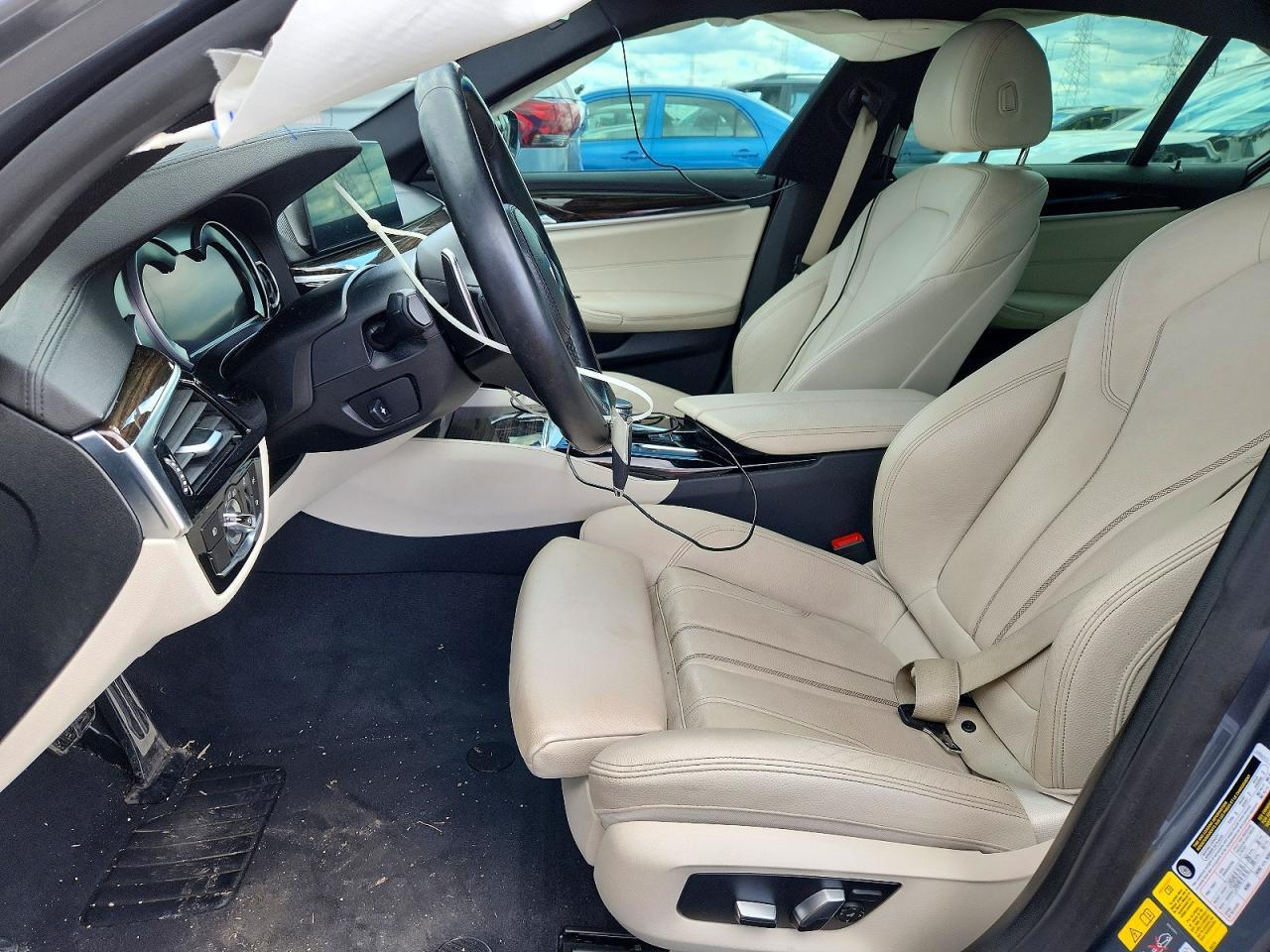2018 BMW 530E - Фото 7