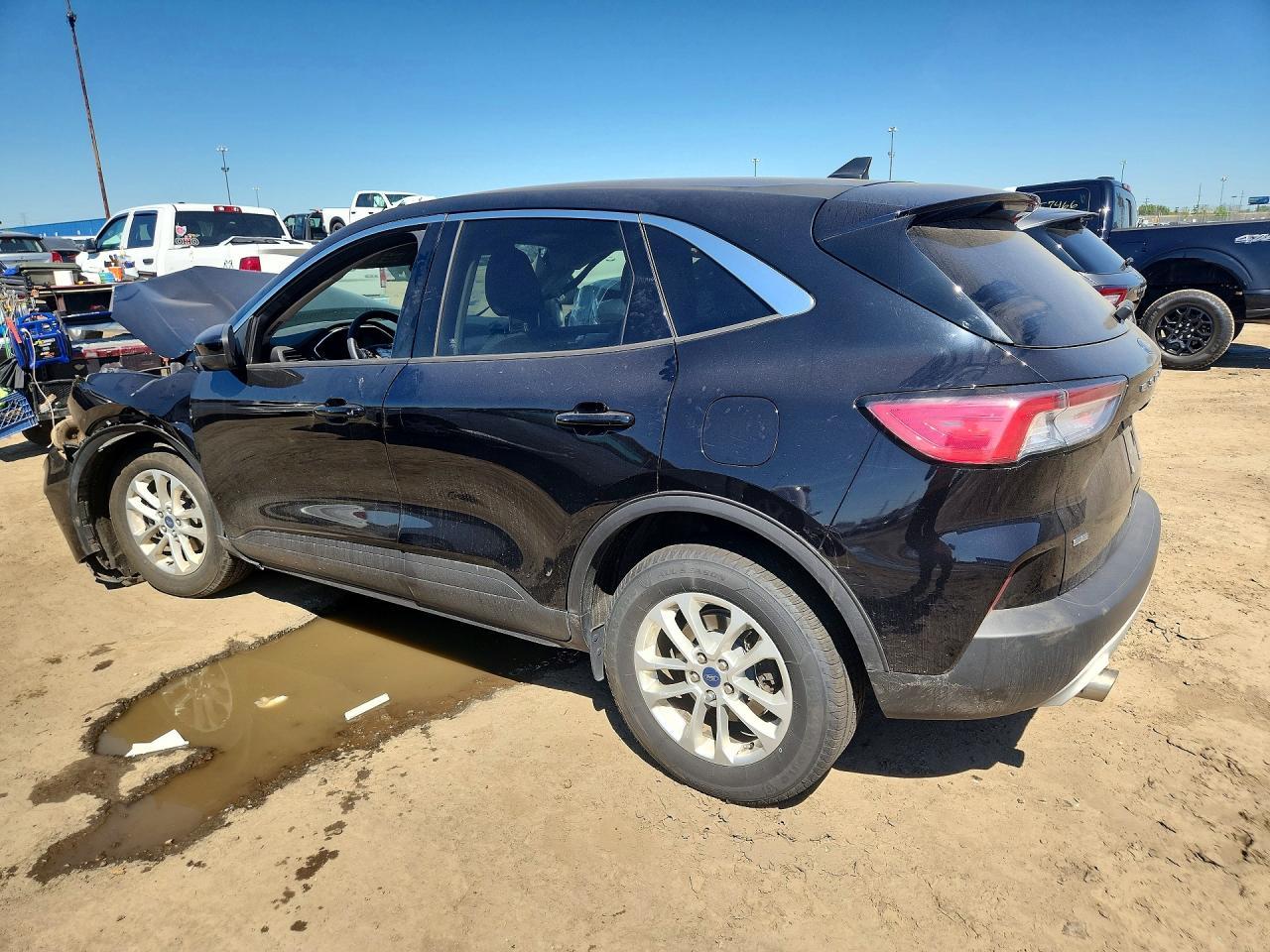 2020 Ford Escape - Image 2