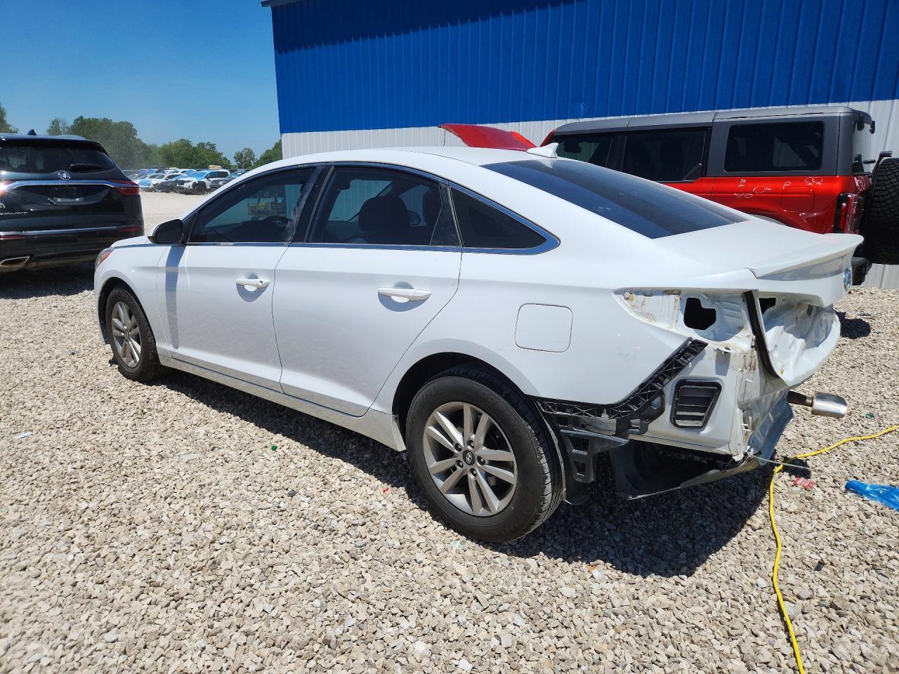 2016 Hyundai Sonata Se - Image 2