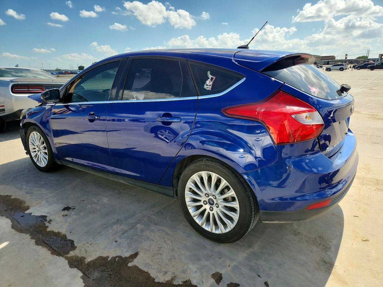 2012 Ford Focus Titanium - Image 2