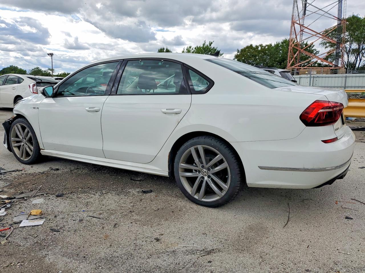 2018 Volkswagen Passat S - Image 2