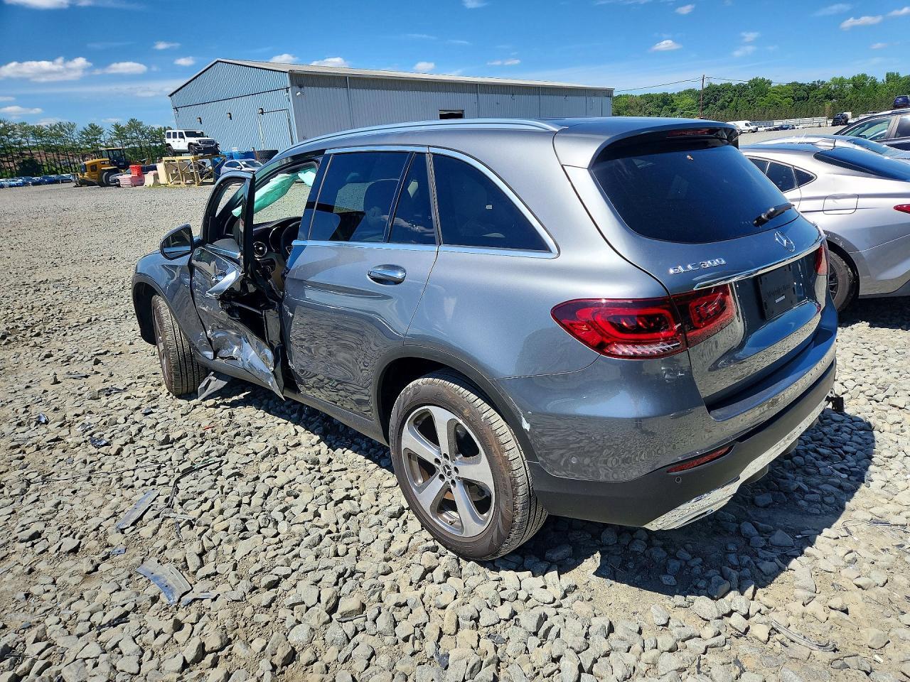 2022 Mercedes-Benz Glc 300 4Matic - Image 2