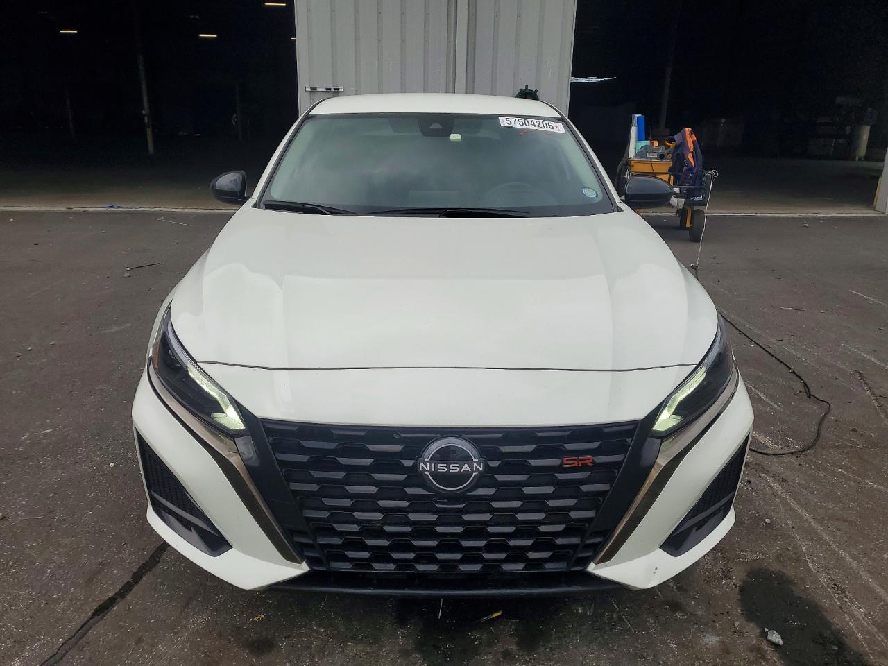 2023 Nissan Altima Sr - Фото 5