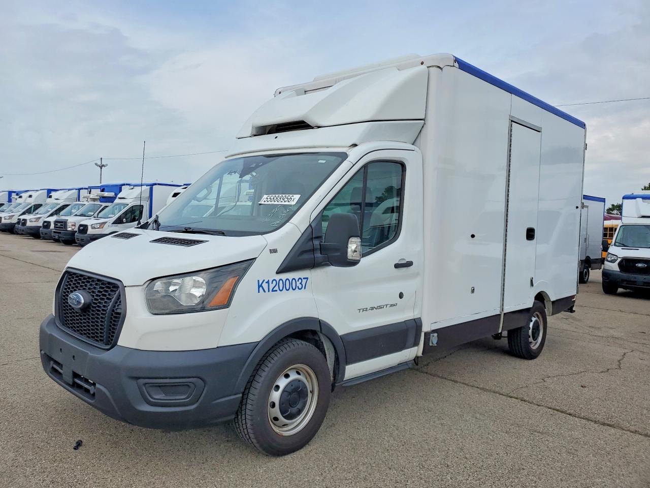 2020 Ford Transit Delivery Truck