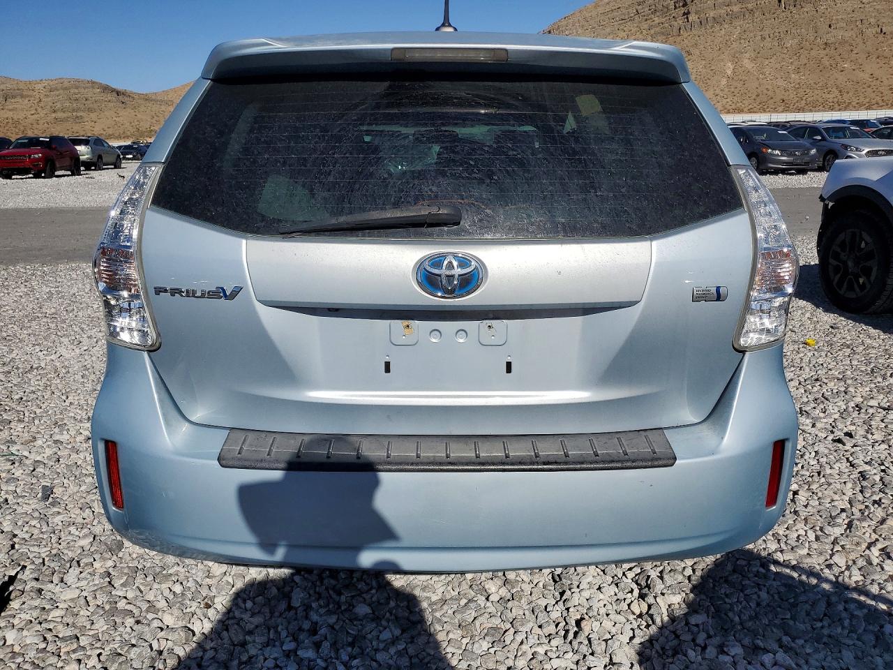 2014 Toyota Prius V Five - Image 6