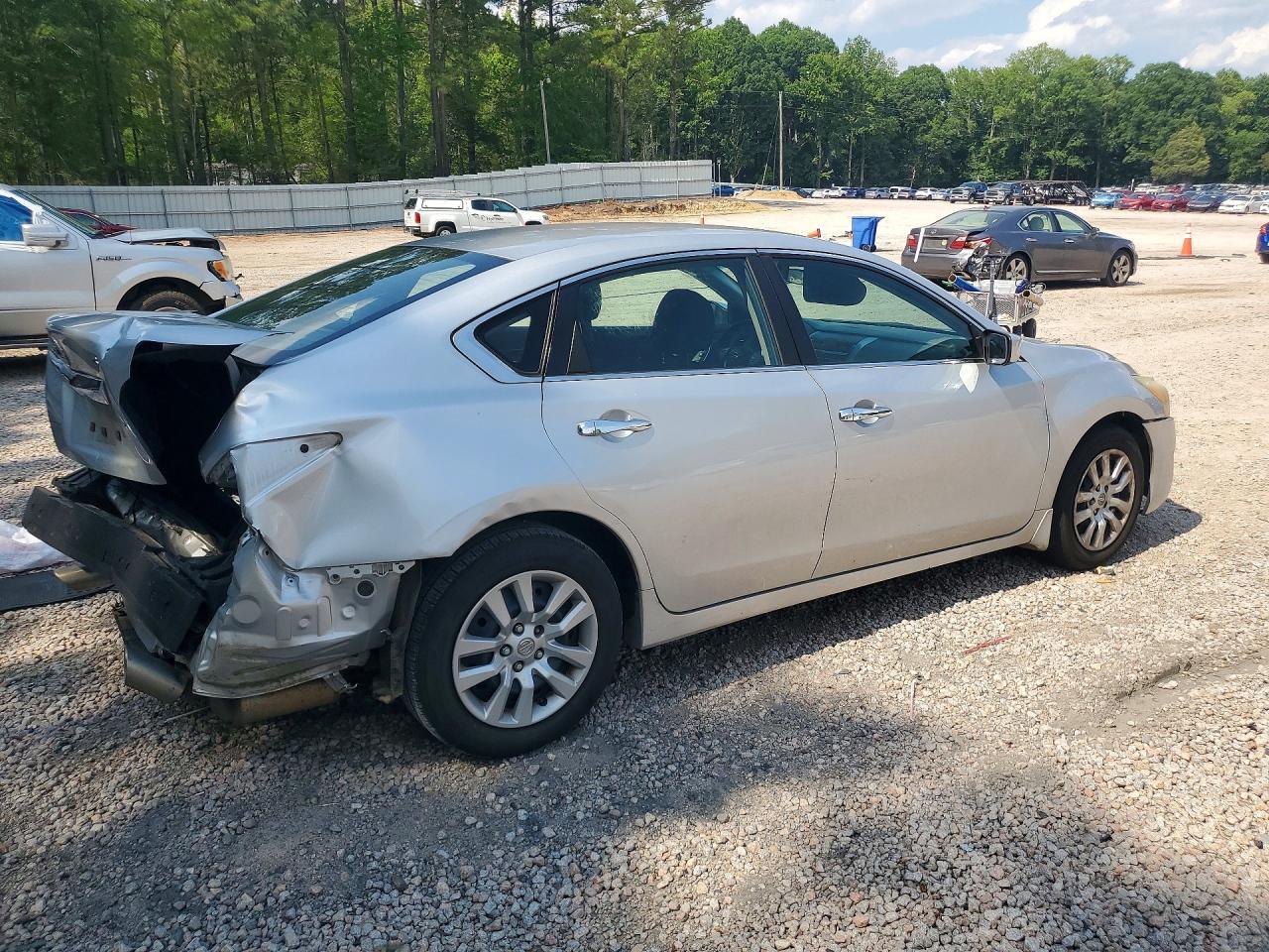 2015 Nissan Altima 2.5 S - Фото 3