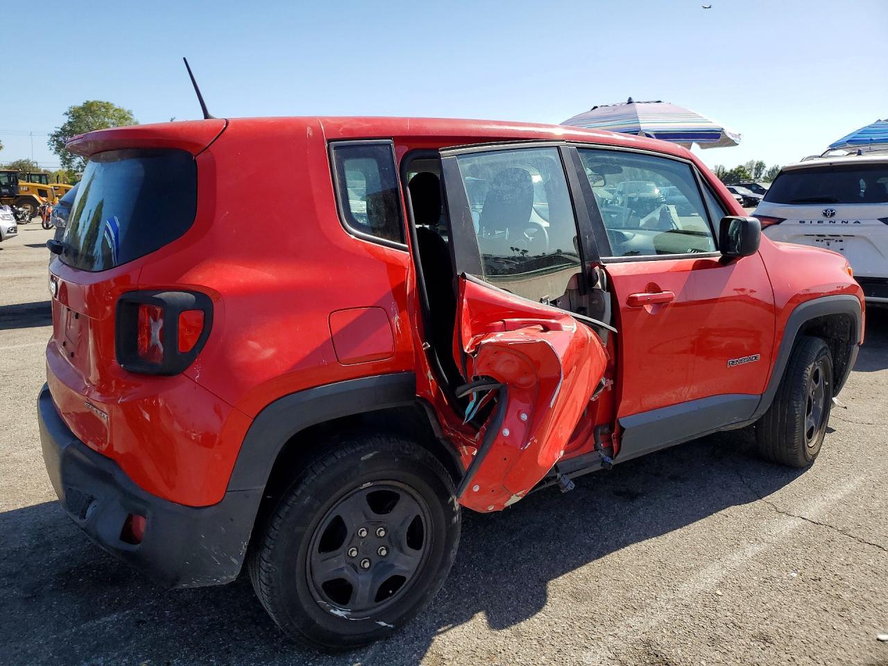 2017 Jeep Renegade Sport - Image 3