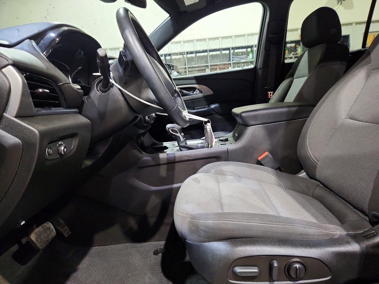 2023 Chevrolet Traverse Lt - Image 7