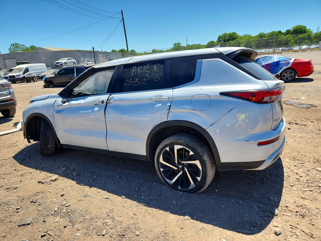 2024 Mitsubishi Outlander Se - Фото 2