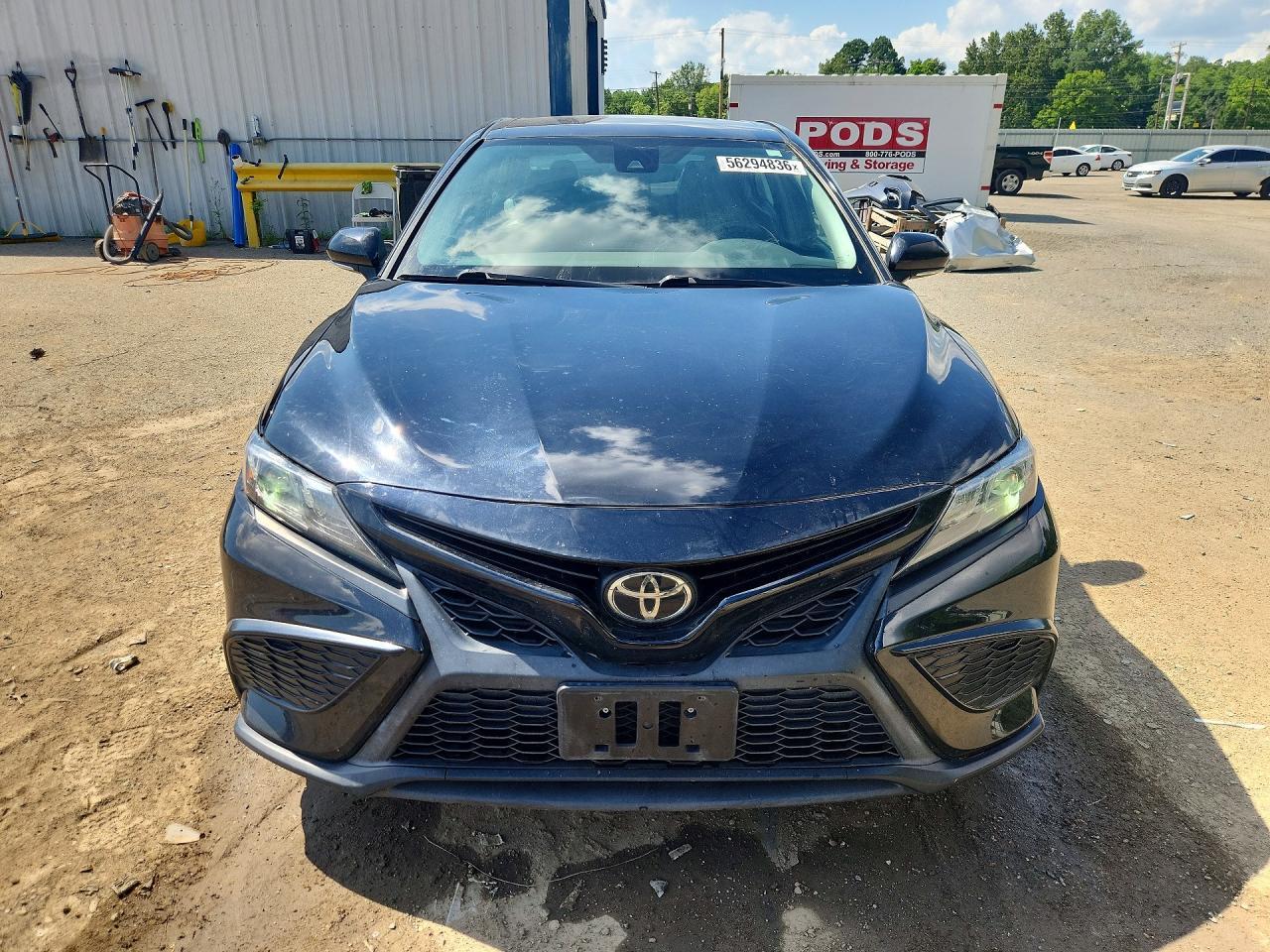 2022 Toyota Camry Se - Фото 5
