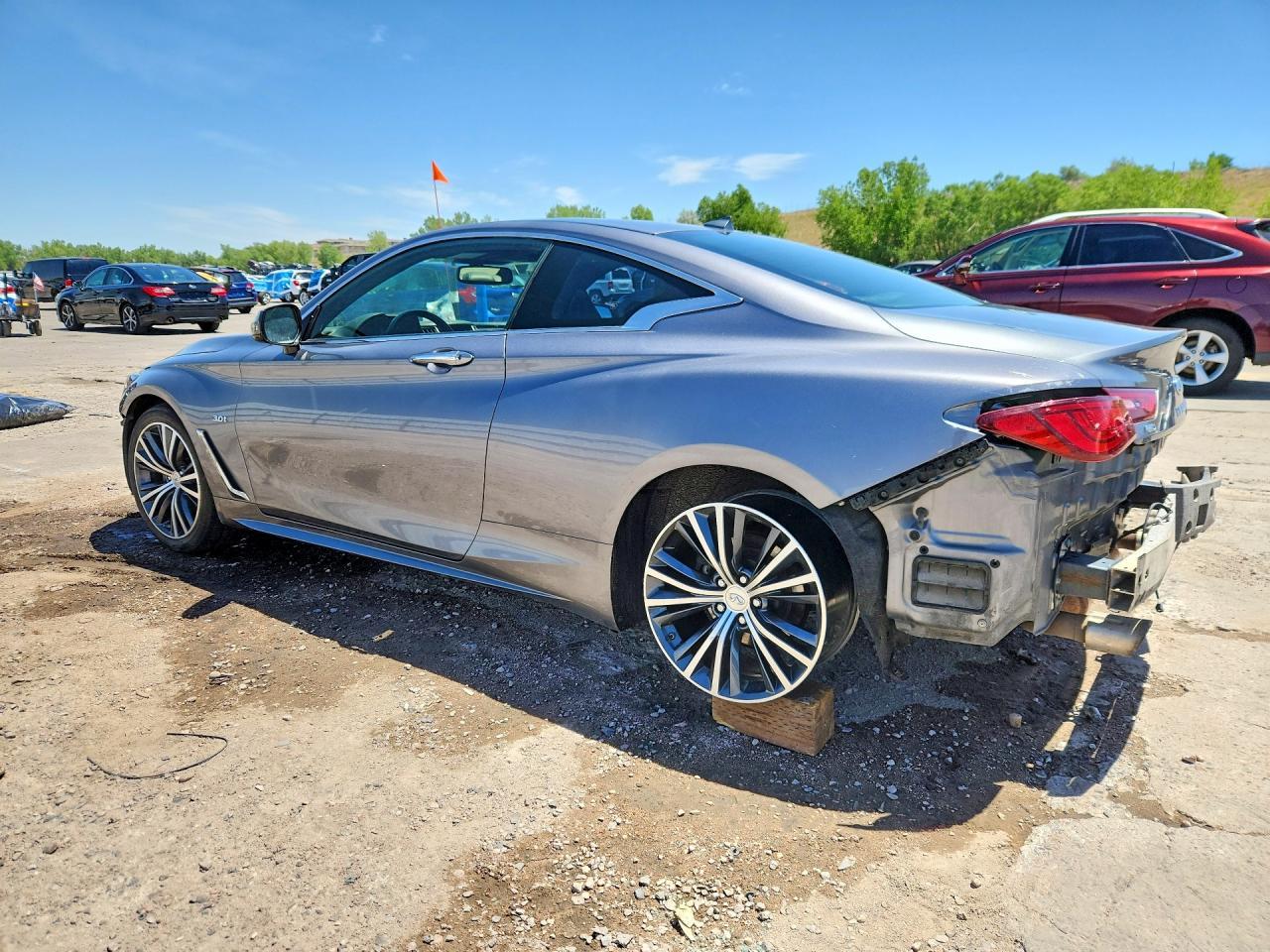 2019 Infiniti Q60 3.0T Luxe - Фото 2