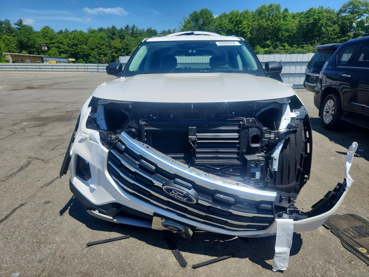 2025 Ford Explorer Active - Фото 5