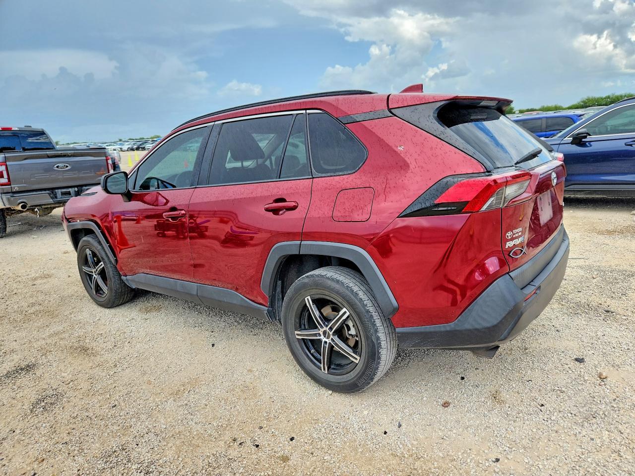 2019 Toyota Rav4 Le - Фото 2