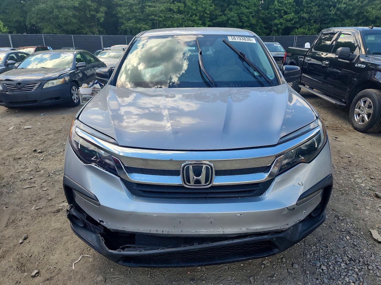 2020 Honda Pilot Lx - Image 5