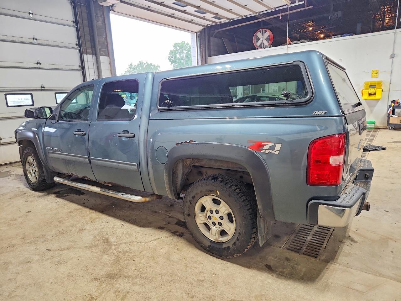 2009 Chevrolet Silverado K1500 Lt - Image 2
