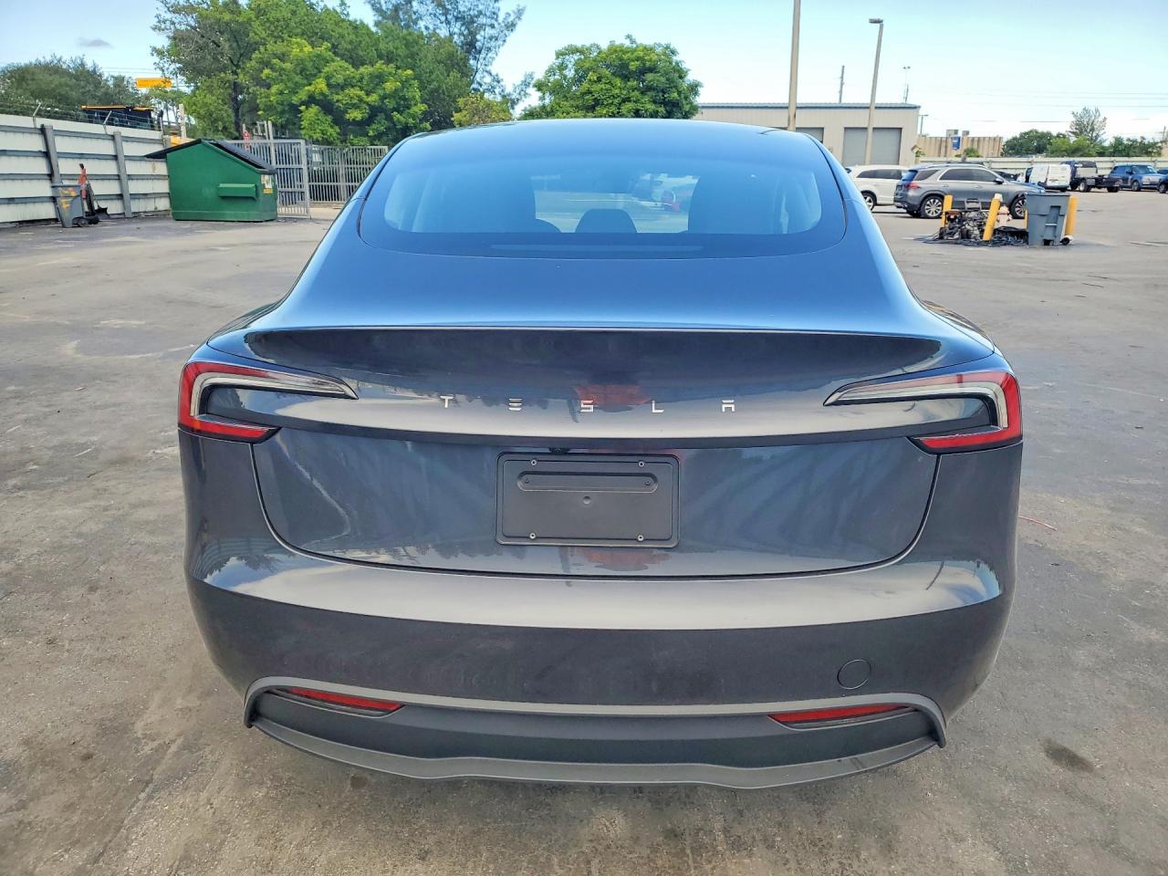 2024 Tesla Model 3 - Фото 6