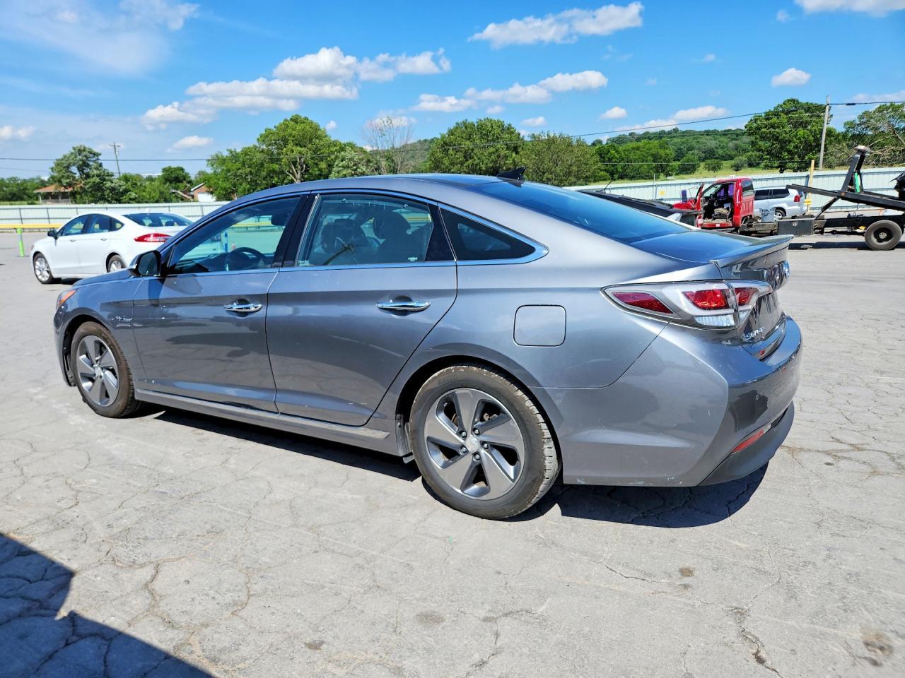 2017 Hyundai Sonata Hybrid Limited - Фото 2