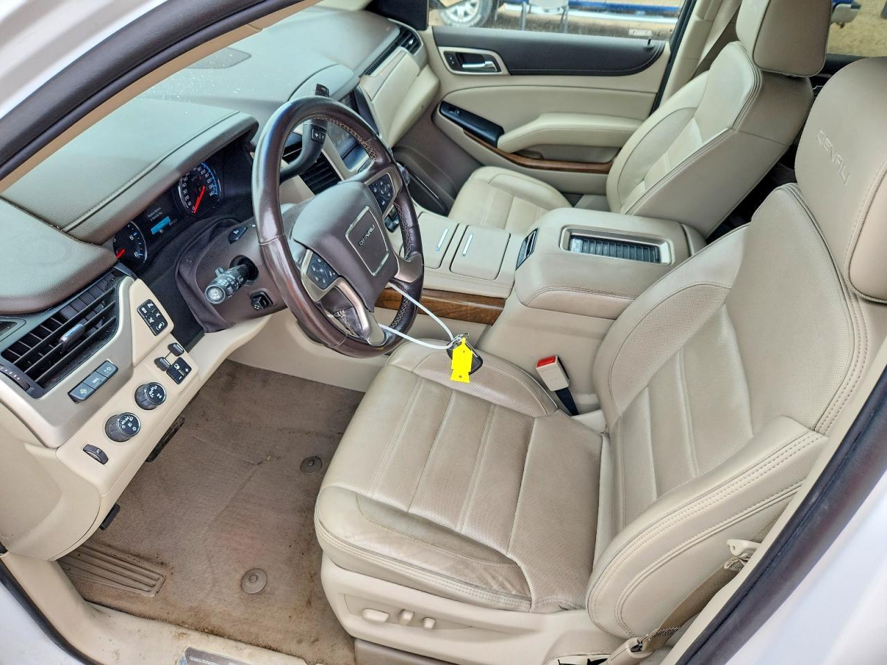 2019 GMC Yukon Denali - Image 7