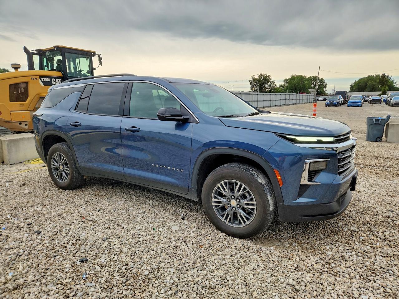2025 Chevrolet Traverse Lt - Image 4