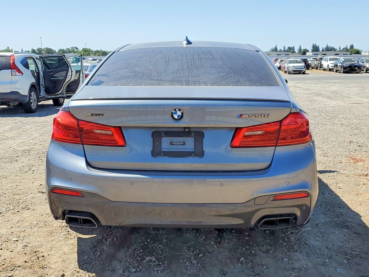 2018 BMW M550Xi - Image 6