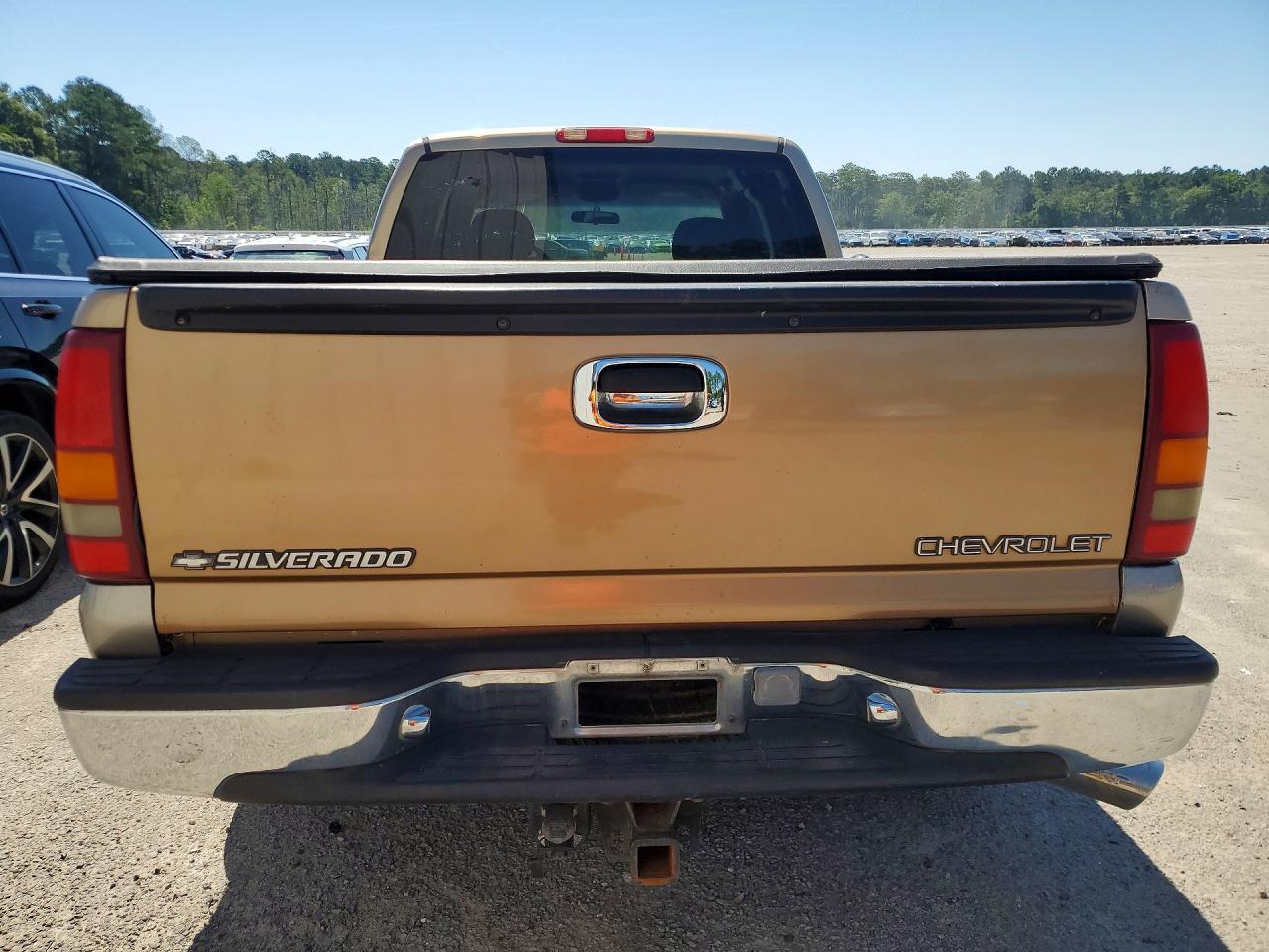1999 Chevrolet Silverado C1500 - Image 6