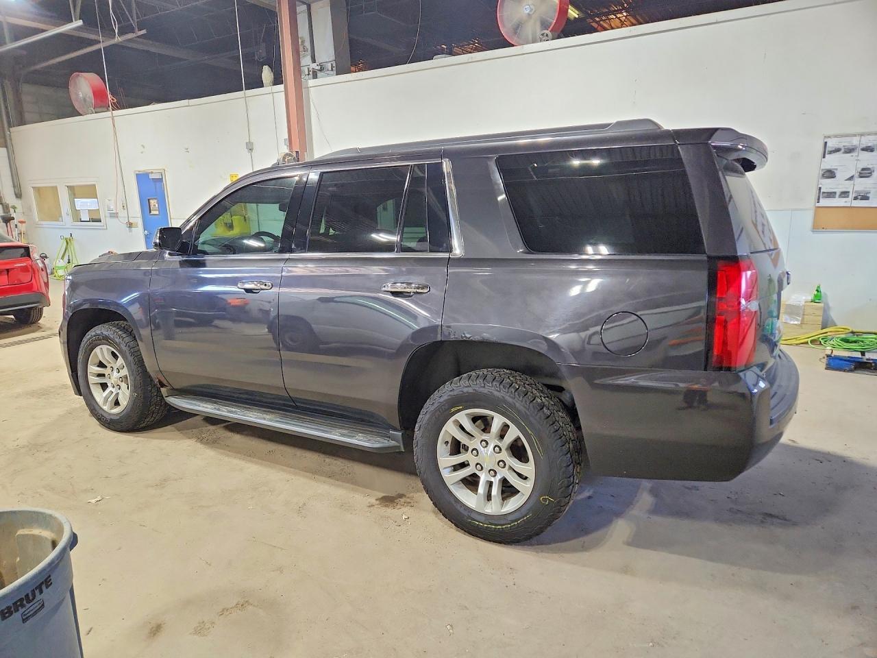 2016 Chevrolet Tahoe K1500 Ls - Фото 2