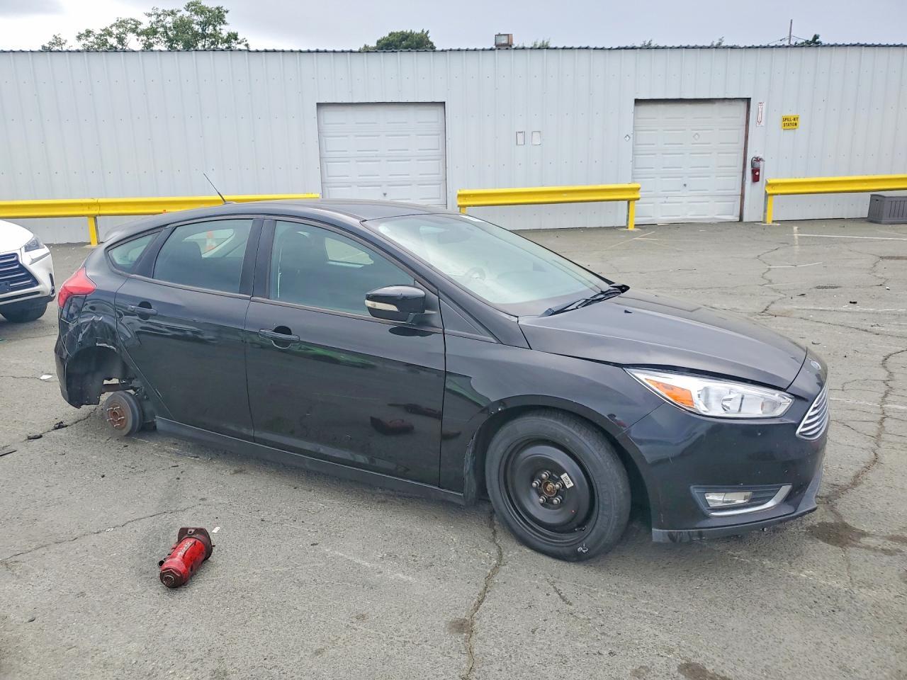 2017 Ford Focus Se - Фото 4