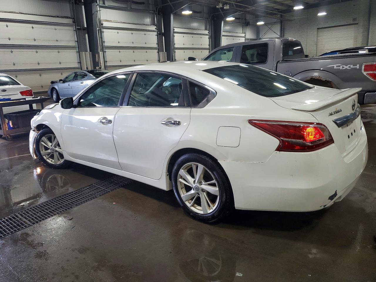 2013 Nissan Altima 2.5 - Фото 2