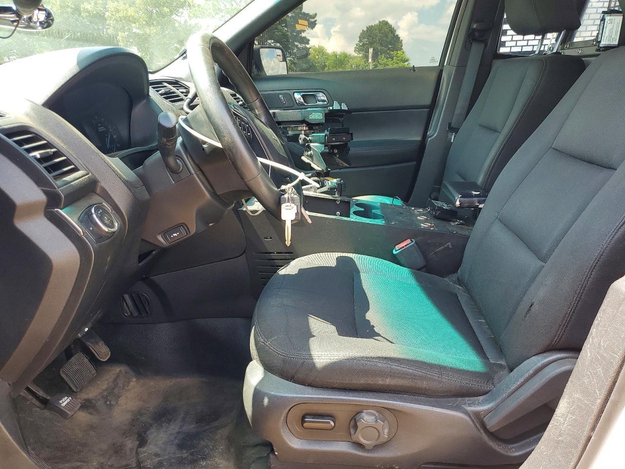 2017 Ford Explorer Police Interceptor - Image 7