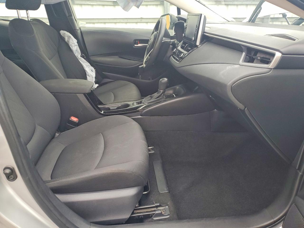 2021 Toyota Corolla Le - Image 7
