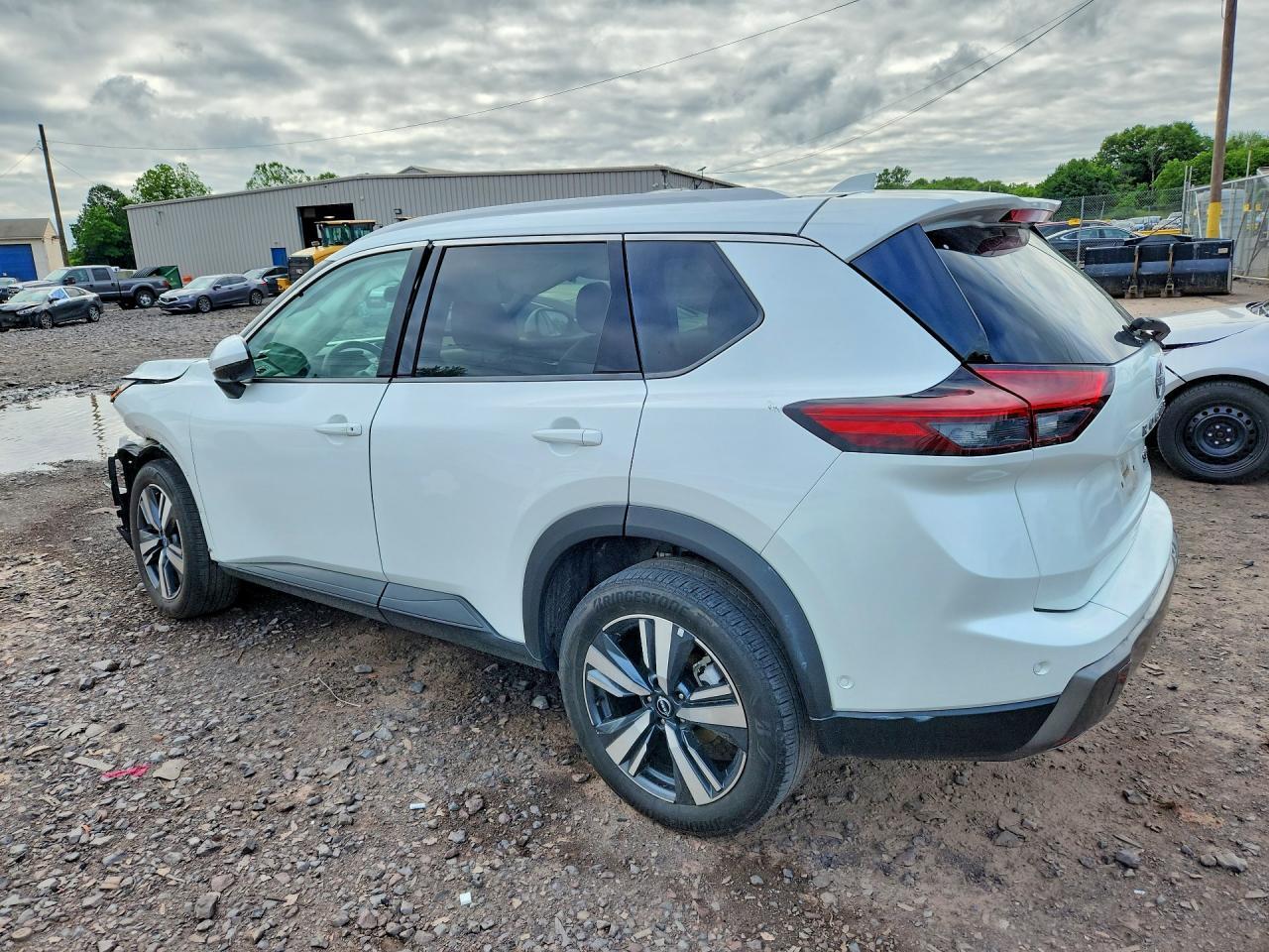 2024 Nissan Rogue Sl - Фото 2
