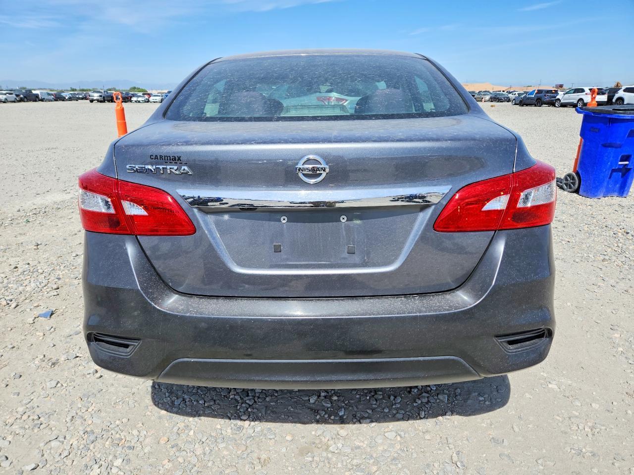 2018 Nissan Sentra S - Фото 6