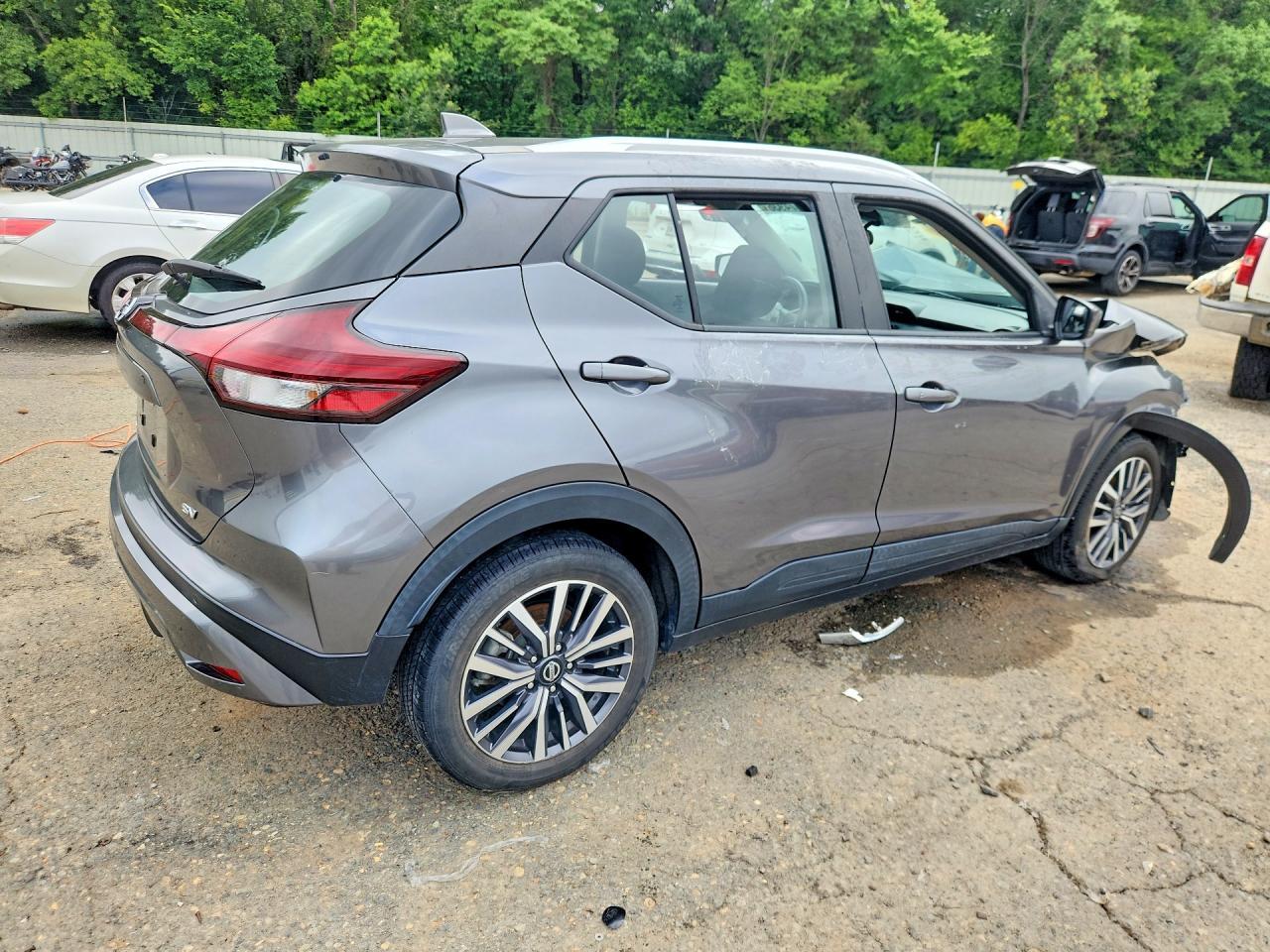2021 Nissan Kicks Sv - Фото 3