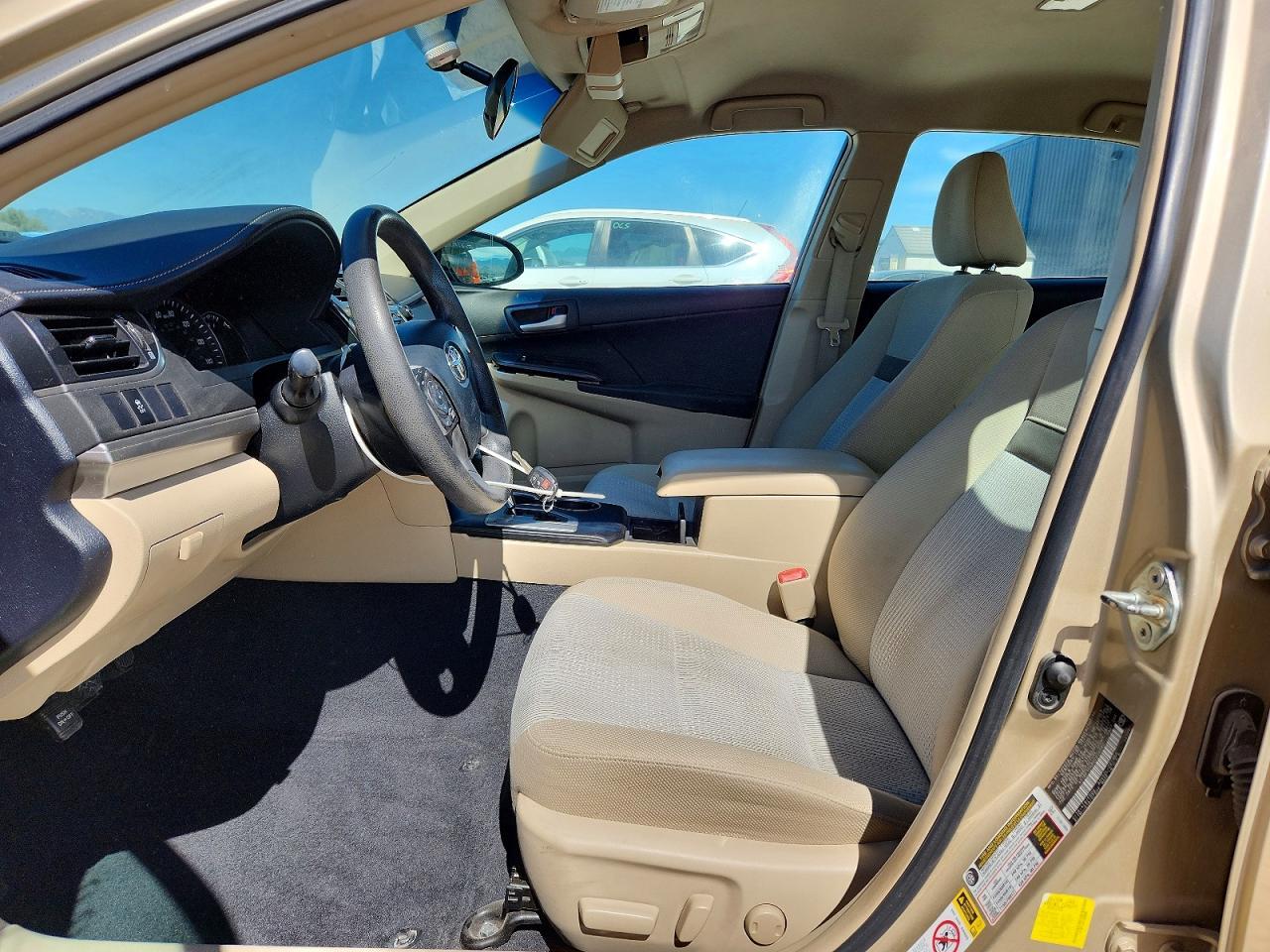 2012 Toyota Camry Le - Фото 7