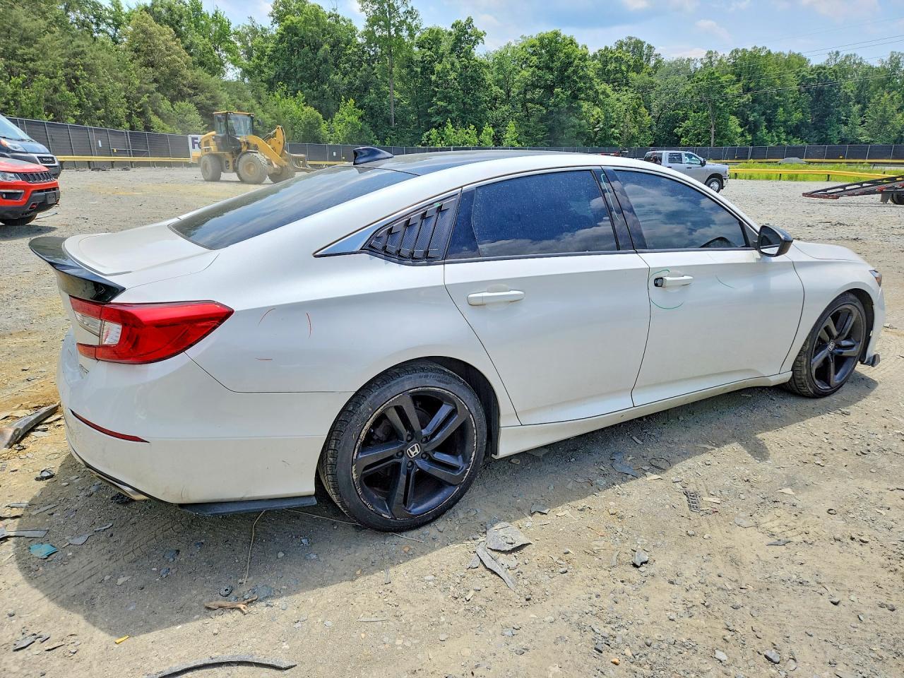 2020 Honda Accord Sport - Image 3