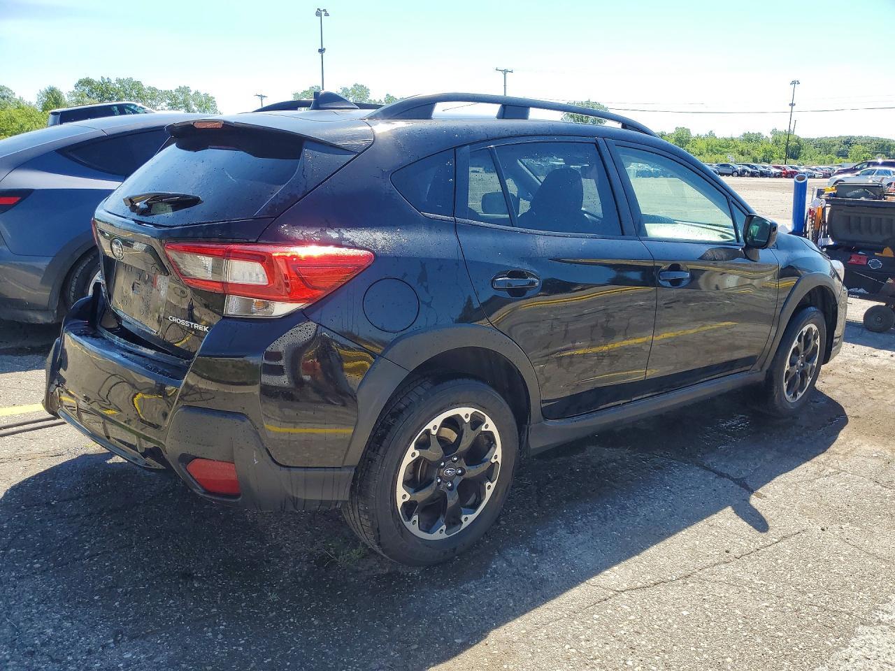 2023 Subaru Crosstrek Premium - Image 3