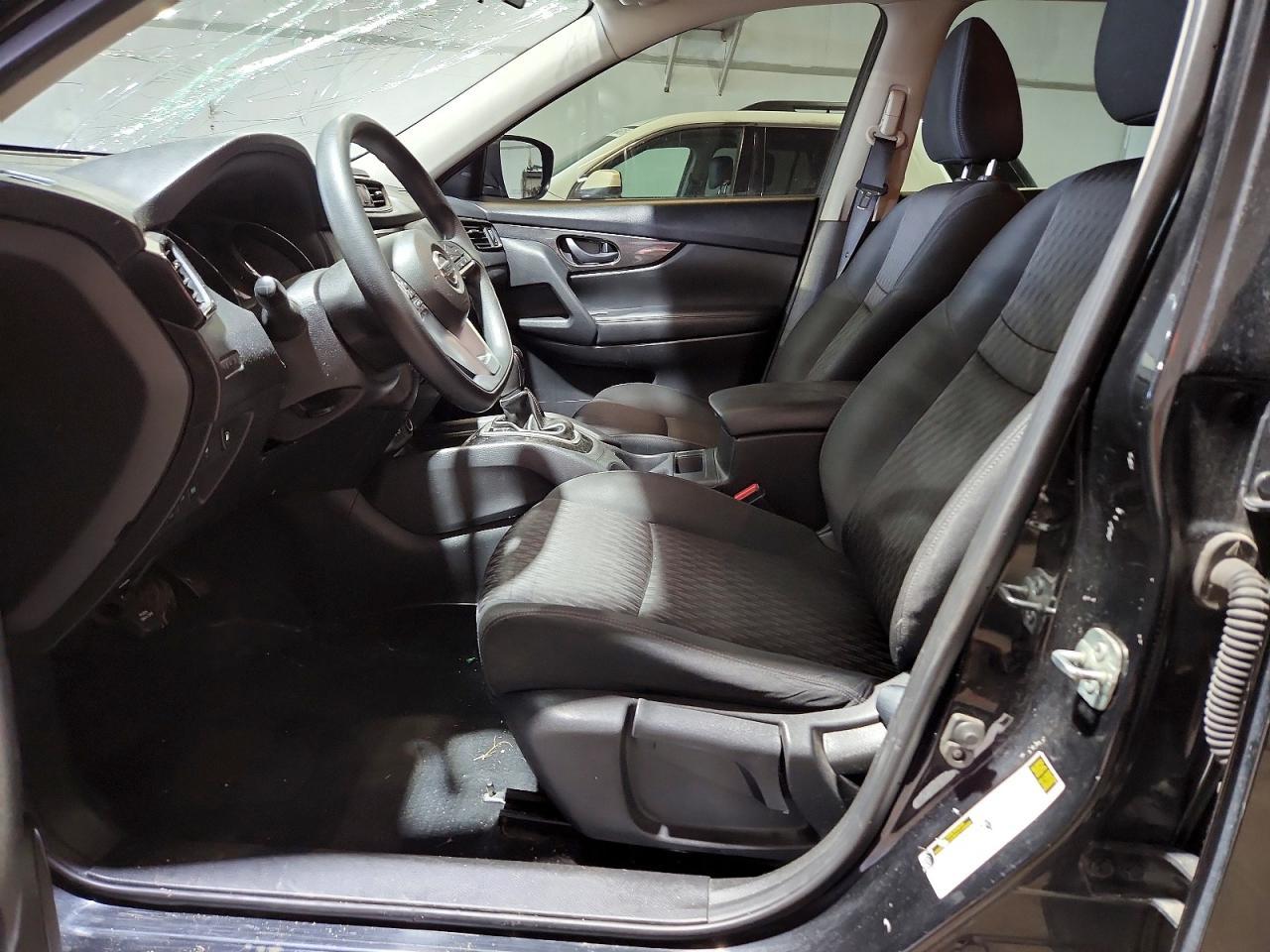 2019 Nissan Rogue S - Image 7