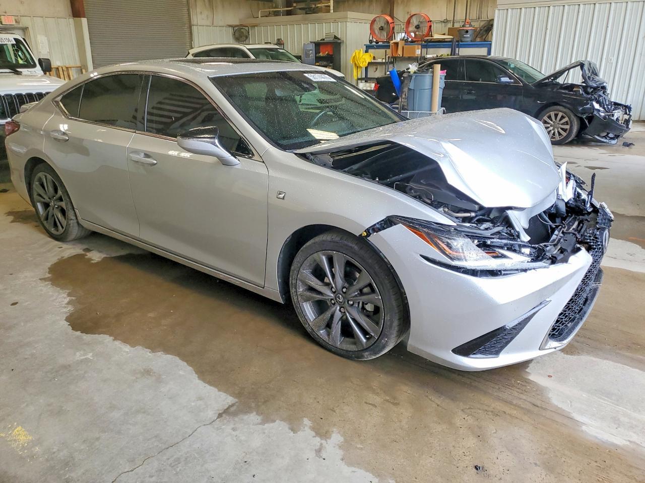2019 Lexus Es 350 - Image 4