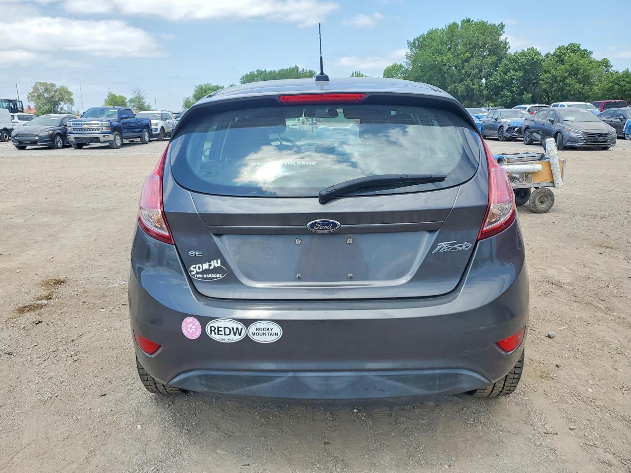 2017 Ford Fiesta Se - Фото 6