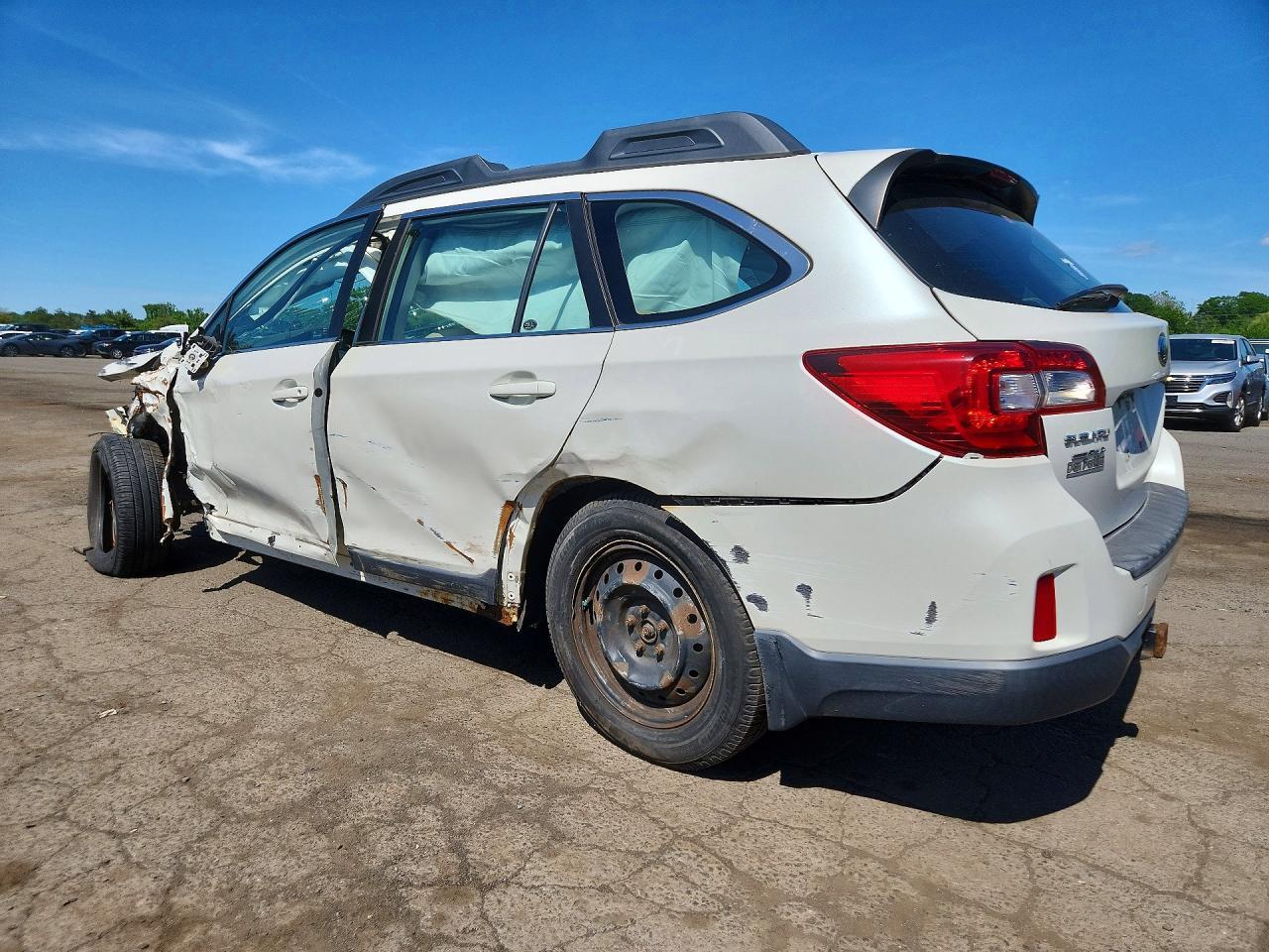 2016 Subaru Outback 2.5I - Фото 2